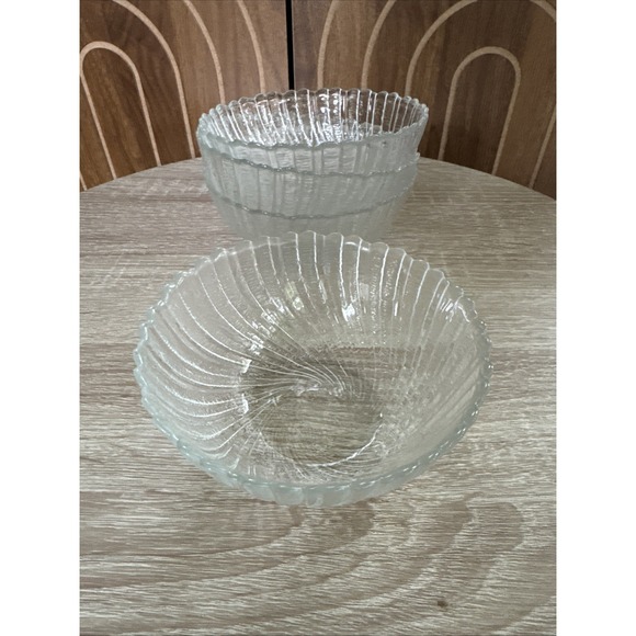 Arcoroc Other - 4 vintage Arcoroc Seabreeze Swirl Clear Glass Bowls 5.25"wide